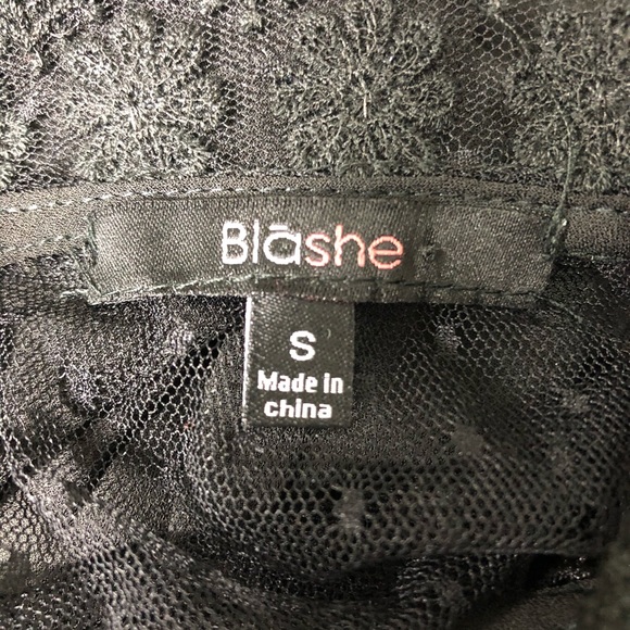 Women blouse Tops - Picture 8 of 8